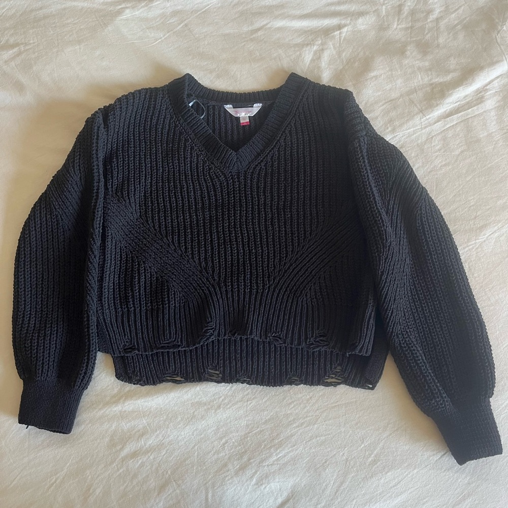 Black Cropped Sweater Knitted